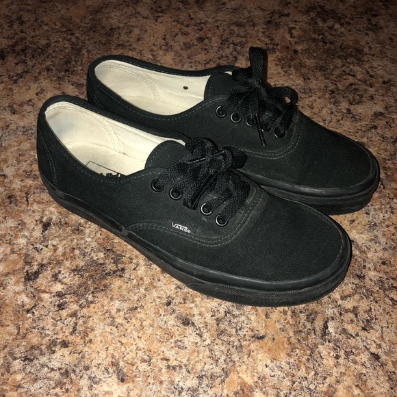 Vans Shoes - 🌵Vans Black Size 8.5